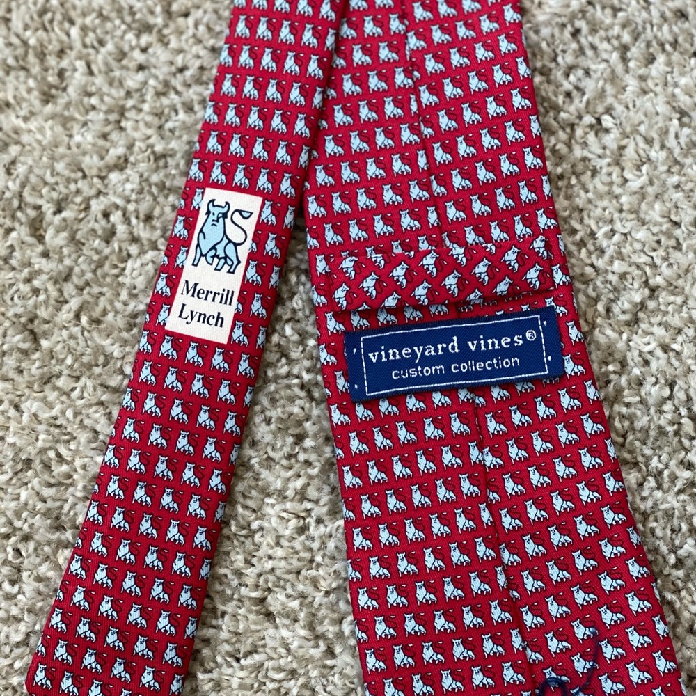 Vineyard Vines Merrill Lynch Tie